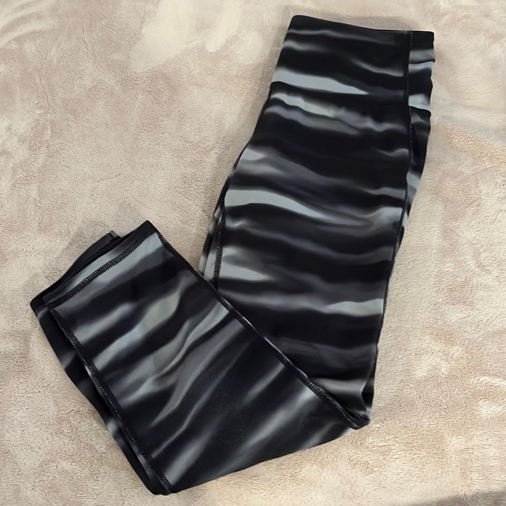 Athleta Capri leggings